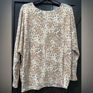 Antistar Leopard Sweater (very soft) Dolman Style